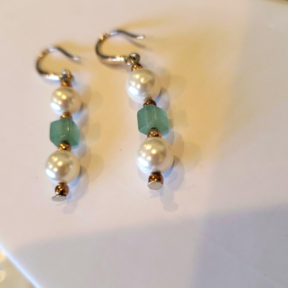 NWT 925 Sterling Silver JADE PEARLS DROP DANGLE EARRINGS  1" Authentic - Picture 1 of 5